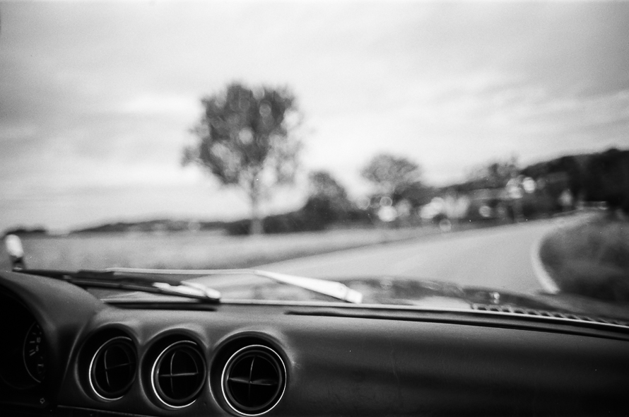 Anfanhrt mit dem Mercedes Roadster R107 nach Affing zum Odtimer-Teffen.